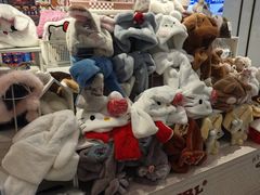 -名创优品(北京新中关购物中心地铁层店)