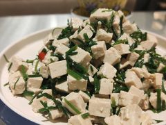 沙葱拌豆腐-宁夏国强手抓羊肉·清真菜(未央路凤三店)