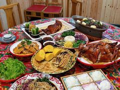 -闯关东东北农家菜(崂山石老人店)