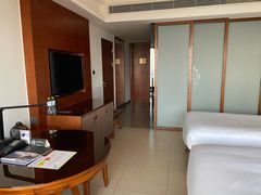 -三亚湾海居铂尔曼度假酒店