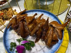 红烧乳鸽-光明招待所(邦凯科技园店)