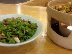 -小六汤包砂煲菜(文景路店)