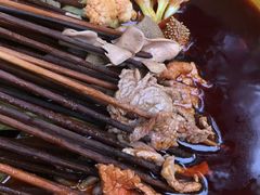 -拈签一笑黄牛肉辣卤串串