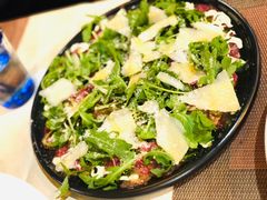 生牛肉佐芝麻菜-BONAZZA 意大利餐厅