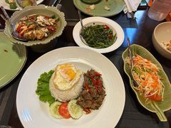-Sala Thai Restaurant