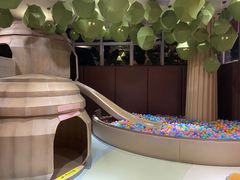 -水桶王国主题餐厅·聚会·生日派对·亲子活动·家庭套餐(亚龙湾希尔顿店)