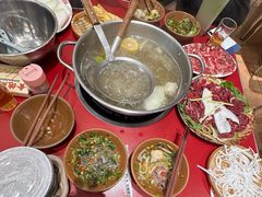 -潮汕·草根牛肉档(上海荟聚城市集市店)