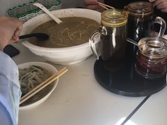 -金家小金碗云南过桥米线
