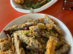 -丹水桥地锅鱼·翘嘴鲌·地方特色全鱼宴(丹江口大坝店)