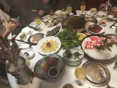 -泓炙颐凤鲜海鲜火锅料理(桐乡店)