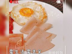 -乐咖啡西餐厅(太湖皇冠假日酒店)