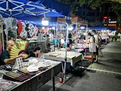 -吴山路夜市