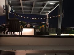 -瑰丽酒店·海吧·天际下午茶·现场DJ·天台酒吧