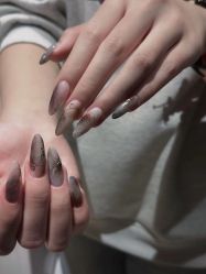 -HUII NAIL绘京美甲美睫会馆