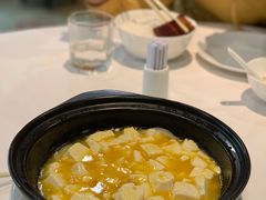 石锅蟹粉豆腐-杭州香格里拉·香宫中餐厅