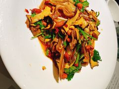 -费大厨辣椒炒肉(高铁吾悦广场店)