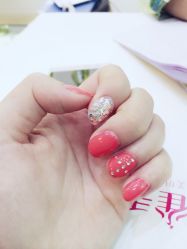picture-孔雀手美甲美睫护理