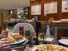 -南湖名都·景湖轩全日制餐厅·海鲜自助·东南亚风味·临湖而食