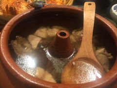 -云海肴·汽锅鸡·云南菜(天山百盛优客店)