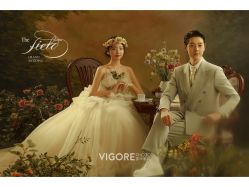 -雪中彩影婚纱摄影·微光艺术中心