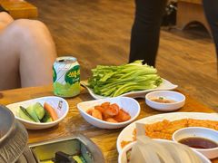 -喇喇排骨火锅·传统韩式脊骨汤(望京西园总店)