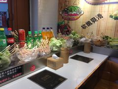-百品聚旋转火锅(号外店)