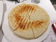 -丹江口渔村·湘味厨房(桃园店)