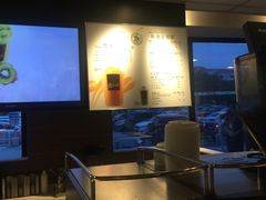 -麦当劳(南京路2店)