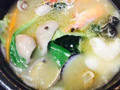 -灵芝妹子海鲜米线(香炉礁山姆店)