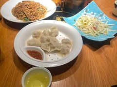 -娜仁图雅蒙古美食村(33小镇店)