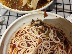 -湘人龙记老长沙米粉(华普国际大厦店)