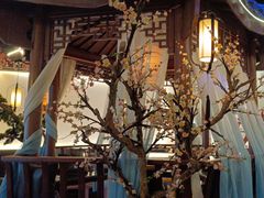 -荷塘秋月·本帮江浙菜(国权路店)