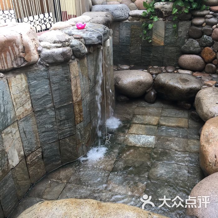 南宫97号温泉别墅私汤庭院