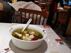 -渝是乎酸菜鱼(龙旗购物中心店)