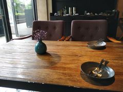 -Carbon莫卡哆·意大利复古集市餐厅(杭州大厦店)