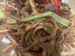 -川流不息·地道川菜·小龙虾(新松江路店)