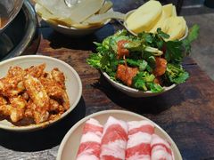 -四小区火锅·巷子里的重庆火锅(花照壁店)