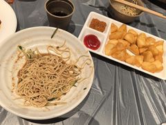 -肥肥虾庄·金牌油焖大虾(杨园滨江时代walk店)