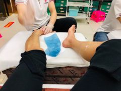 -郑远元专业修脚房(国顺东路店)