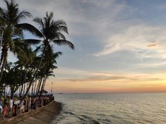 -Sunset Bar(丹绒亚路香格里拉店)