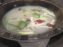-宽板凳老灶火锅(南礼士路店)
