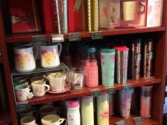 零售区-星巴克臻选(成都宽窄巷子店)