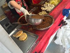 -老鼓楼麻辣烫夹馍