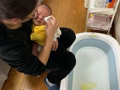 -爱贝尔高端月嫂(母婴护理)