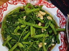 -郭婆婆疯子鸡·土货江湖菜馆