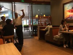 -The Habit Burger Grill 哈比特汉堡(爱琴海店)
