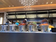 自助取餐区-济南凯宾斯基酒店-THE VIEW云景全日制餐厅