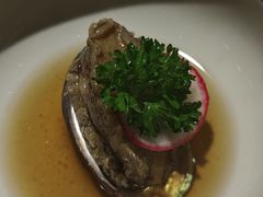 秘制冰镇鲍鱼-初花·日本料理