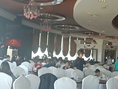 大堂-荣誉国际酒店-云顶旋转餐厅