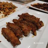 他家生意很好  基本座无虚席 没有要套餐